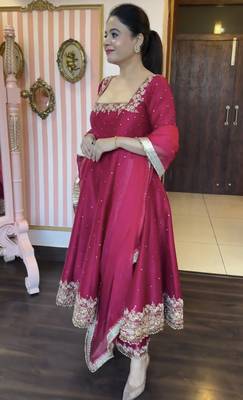 pink Pure vichitra silk straight kurta palazzo set with dupatta     elegant full sleeve designer outfit 4