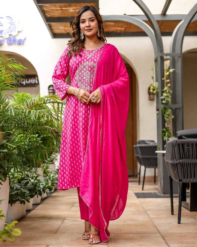 Cotton zari   kurti-pant-dupatta  set