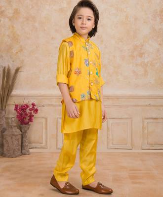 Yelow embelished cotton silk kurta pajama nehru jacket set 4