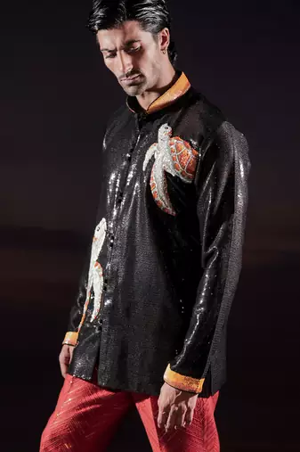Black embroidered georgette kurta
