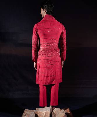 Red embroidered silk kurta set 5