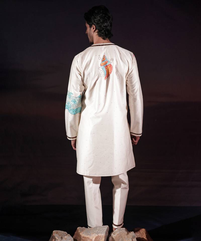 Ivory embroidered chanderi silk kurta set