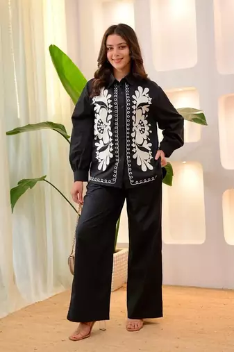 Floral embroidered black round neck cotton co-ord set