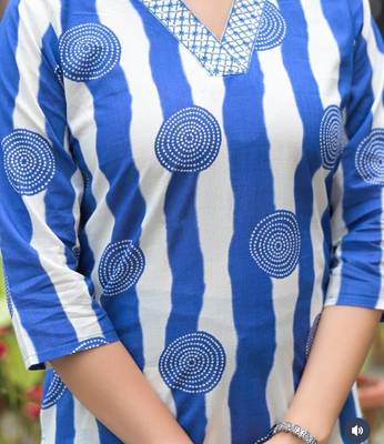 Floral embroidered blue v neck cotton kurta & trouser 2