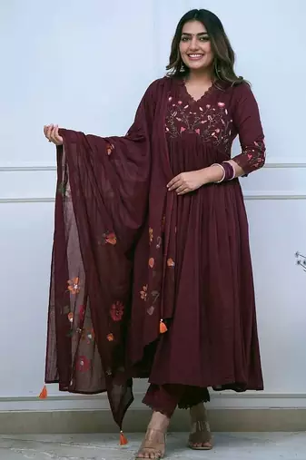 Floral embroidered maroon v neck cotton kurta with trouser & dupatta set
