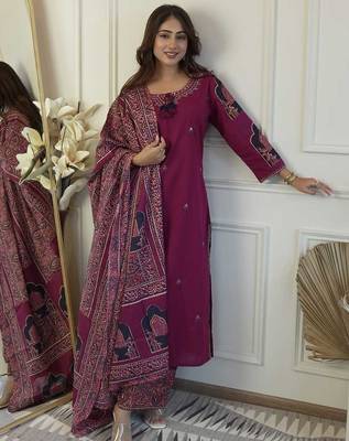 Floral embroidered purple round neck cotton kurta with trouser & dupatta set 1