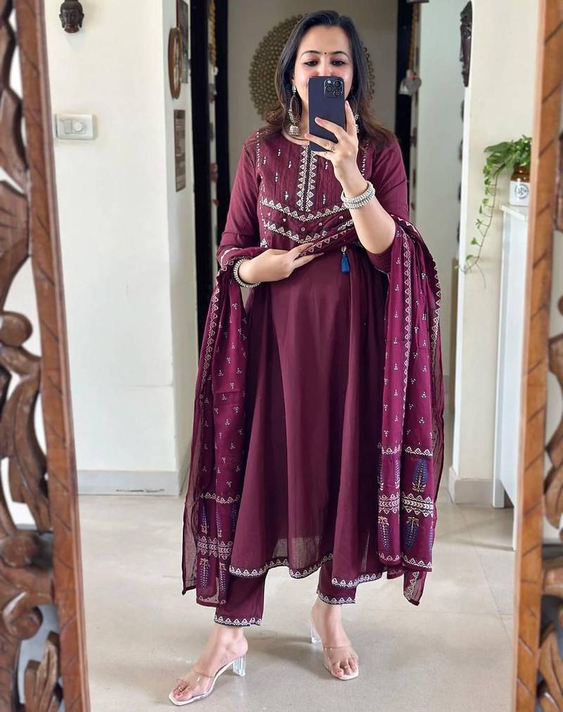 Floral embroidered maroon round neck cotton kurta with trouser & dupatta set
