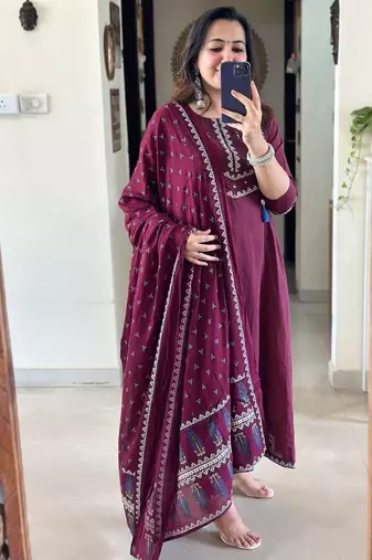 Floral embroidered maroon round neck cotton kurta with trouser & dupatta set