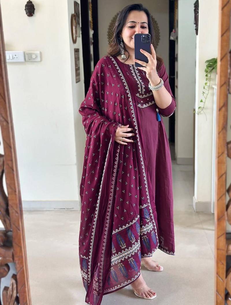 Floral embroidered maroon round neck cotton kurta with trouser & dupatta set