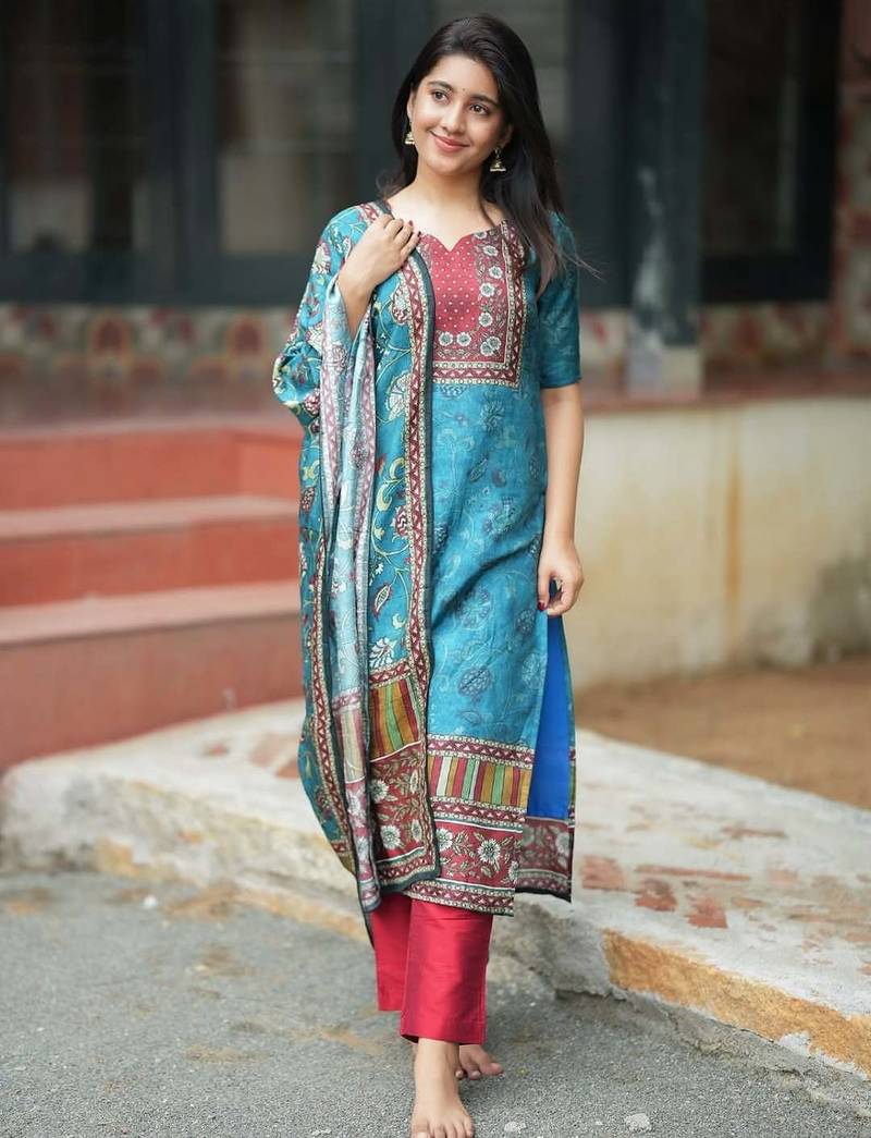 Floral printed blue round neck silk kurta with trouser & dupatta set