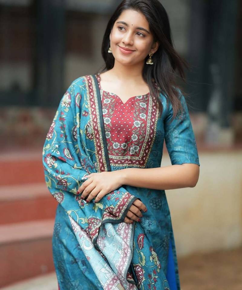 Floral printed blue round neck silk kurta with trouser & dupatta set