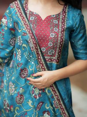 Floral printed blue round neck silk blend kurta with trouser & dupatta set 3