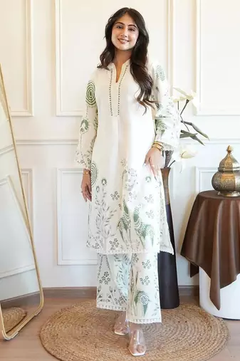 Floral embroidered white round neck cotton kurta & trouser
