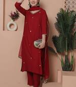 Maroon rayon slub solid kurta & pant with dupatta