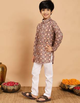 Boys brown rayon geometric floral print kurta & pyjama set with zari & sequins work 4