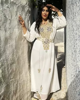 Royal Blue & White Embroidered Moroccan Kaftan – Elegant Party & Wedding Wear