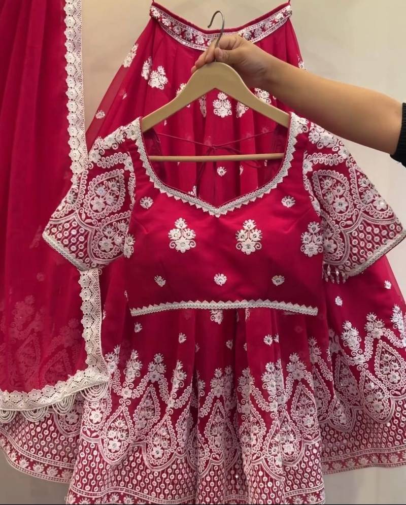 Elegant Bridal Wear:  Stitched Lehenga Choli Set in Red