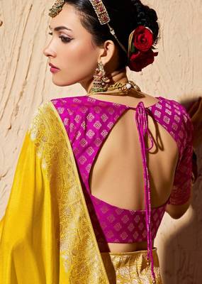 crepe georgette saree with zari weaving soft designer saree with blouse 3