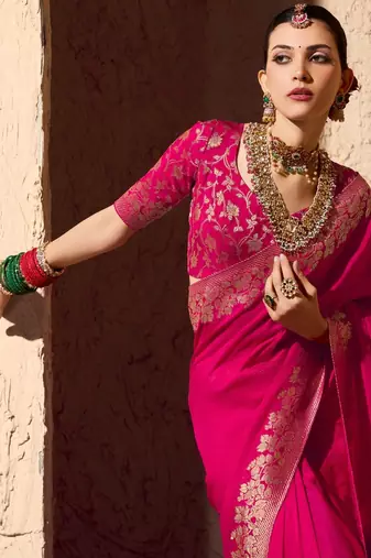 crepe georgette saree with zari weaving soft saree with blouse