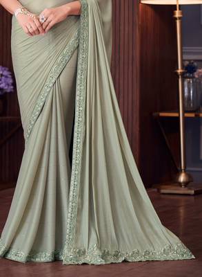 pista green silk blend embroidered ethnic-saree 4