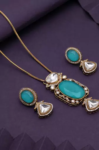 Green color american diamond necklace set