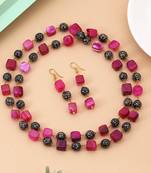 Rani color puwai necklace set
