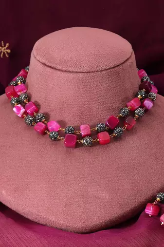 Rani color puwai necklace set