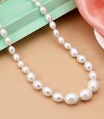 White color puwai necklace