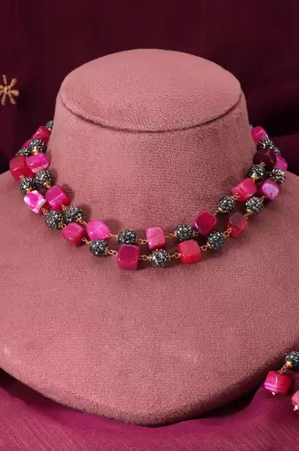 Rani color puwai necklace set