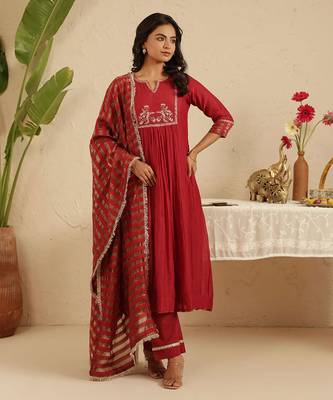 Maroon hand woven chanderi kurta set 1