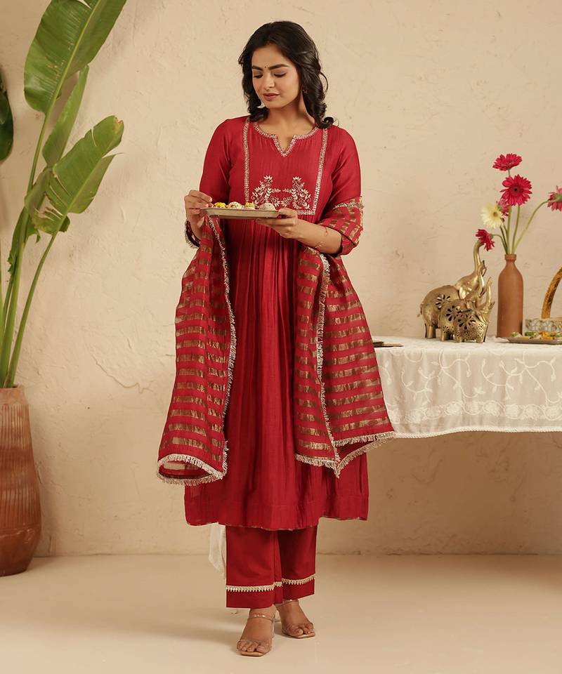Maroon hand woven chanderi kurta set