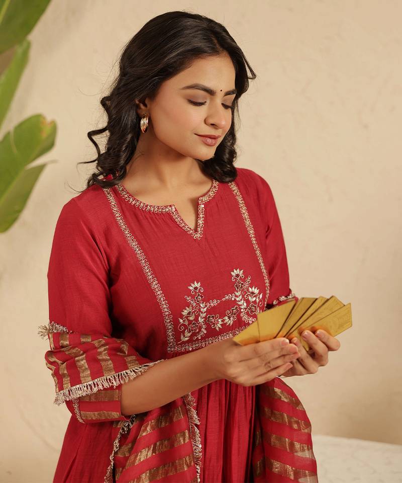 Maroon hand woven chanderi kurta set
