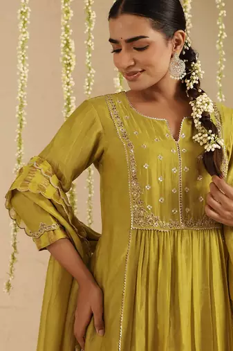 Mehendi green hand woven chanderi kurta set