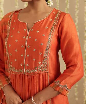 Orange hand woven chanderi kurta set 4