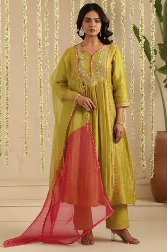 Mehendi green hand woven chanderi kurta set