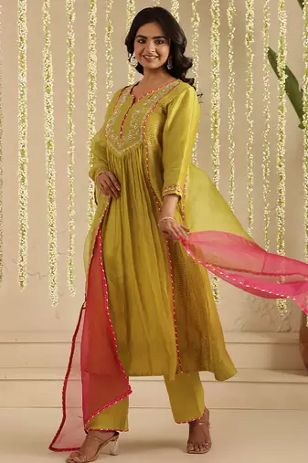 Mehendi green hand woven chanderi kurta set