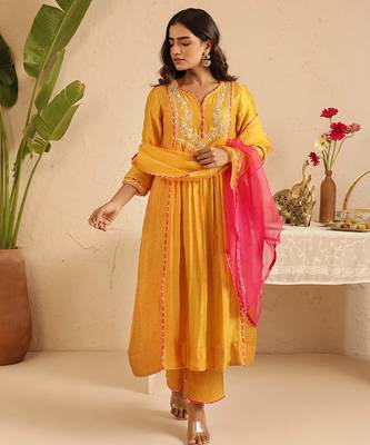 Mustard hand woven chanderi kurta set 1