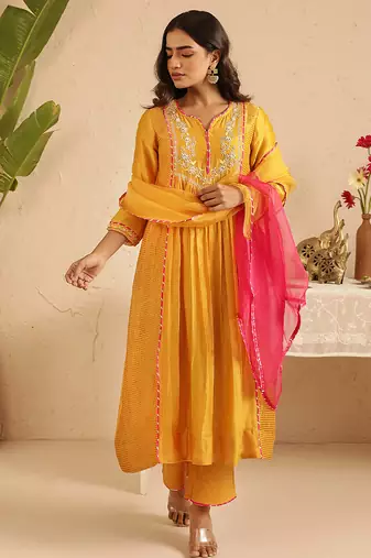 Mustard hand woven chanderi kurta set
