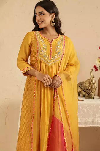 Mustard hand woven chanderi kurta set