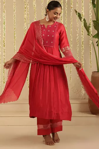 Red hand woven chanderi kurta set