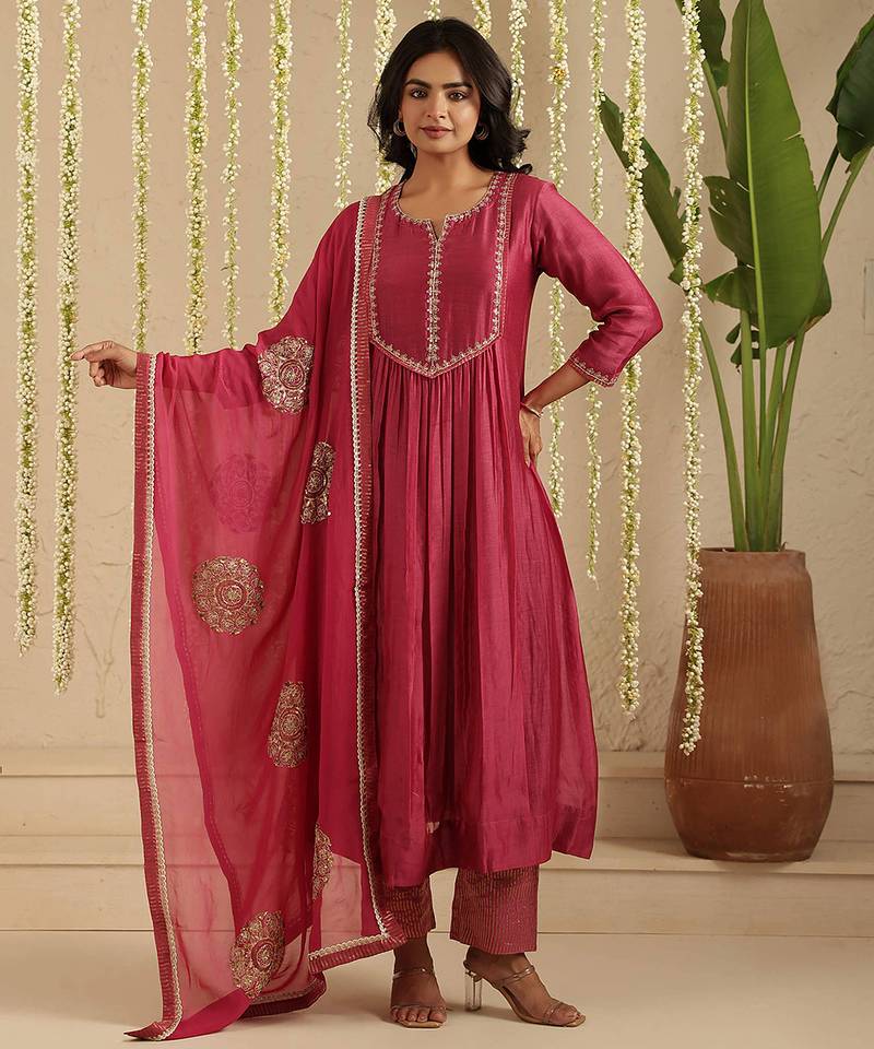 Magenta hand woven chanderi kurta set