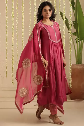 Magenta hand woven chanderi kurta set