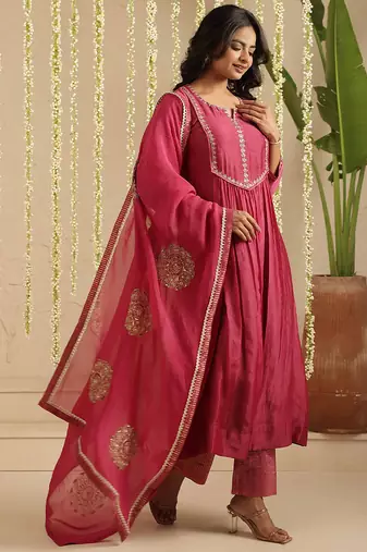 Magenta hand woven chanderi kurta set