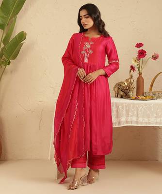 Hot pink hand woven chanderi kurta set 1