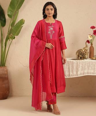 Red hand woven chanderi kurta set 1