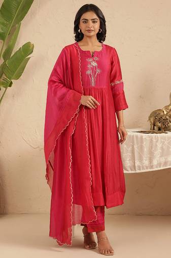 Red hand woven chanderi kurta set