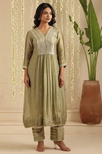 Green hand woven chanderi kurta set
