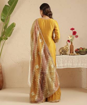 Mustard hand woven chanderi kurta set 4