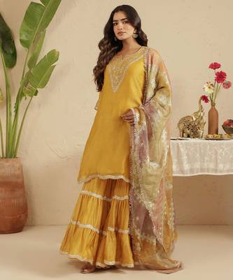 Mustard hand woven chanderi kurta set 5