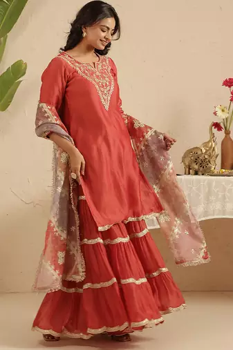Crimson hand woven chanderi kurta set
